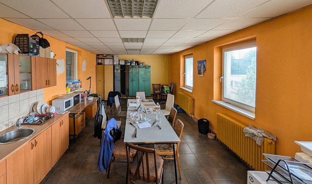 Prodej výrobních prostor 1 500 m², Rynoltice – náhled fotky 13