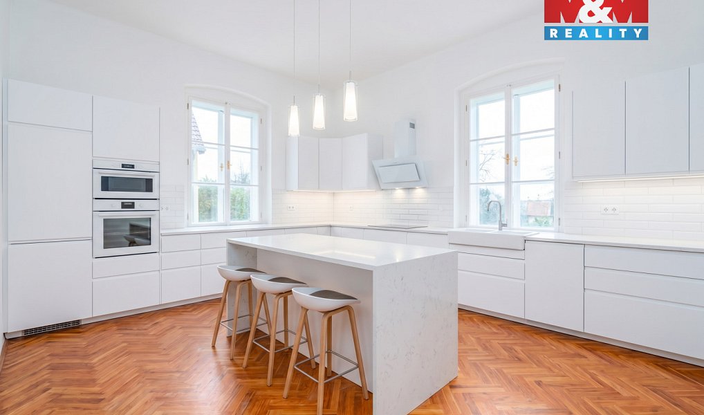 Prodej domu 963 m² s pozemkem 4 672 m², Dírná – náhled fotky 6