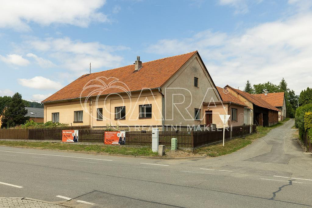 Prodej domu 110 m² s pozemkem 979 m²