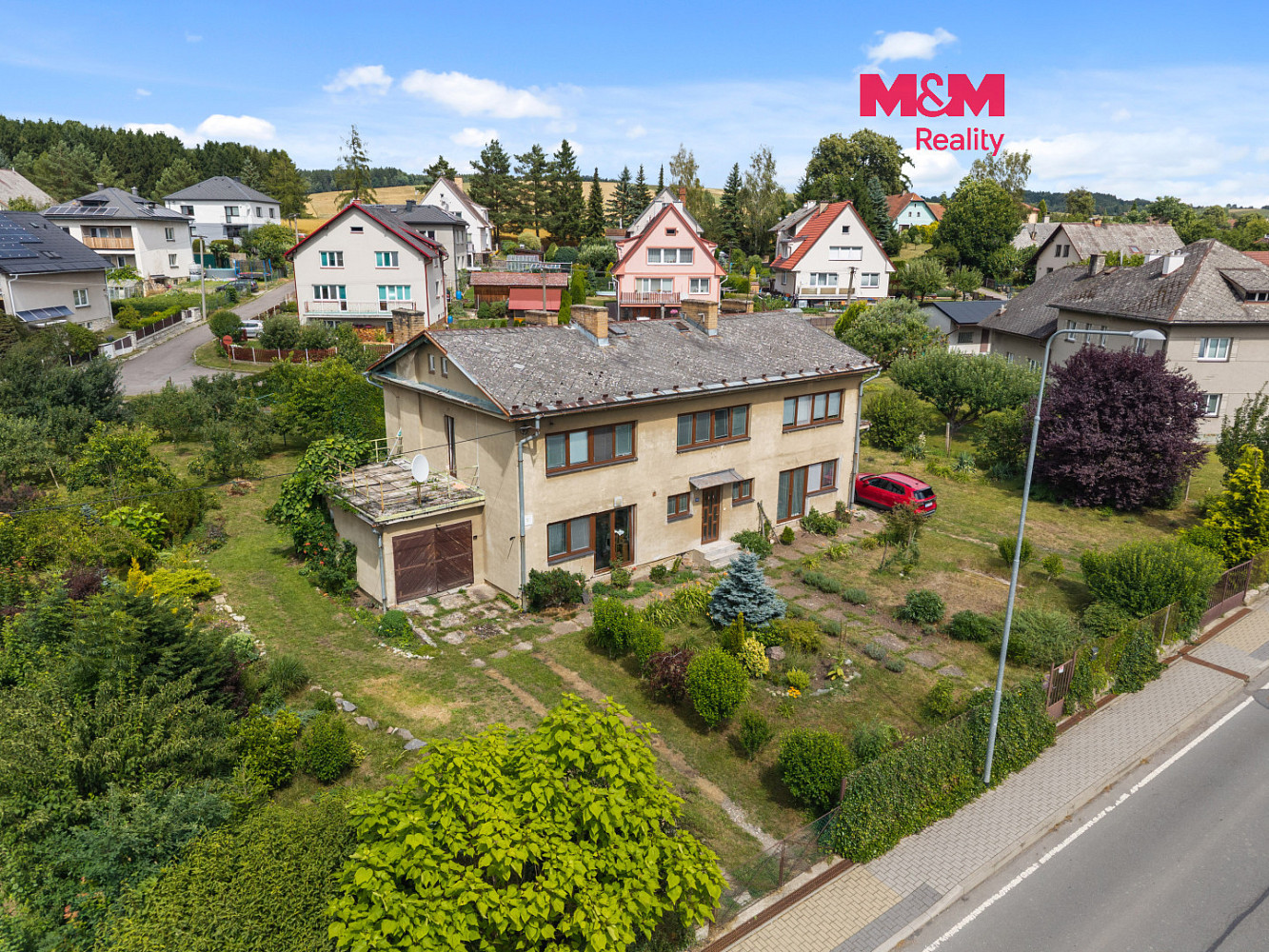 Prodej domu 220 m² s pozemkem 1 517 m²