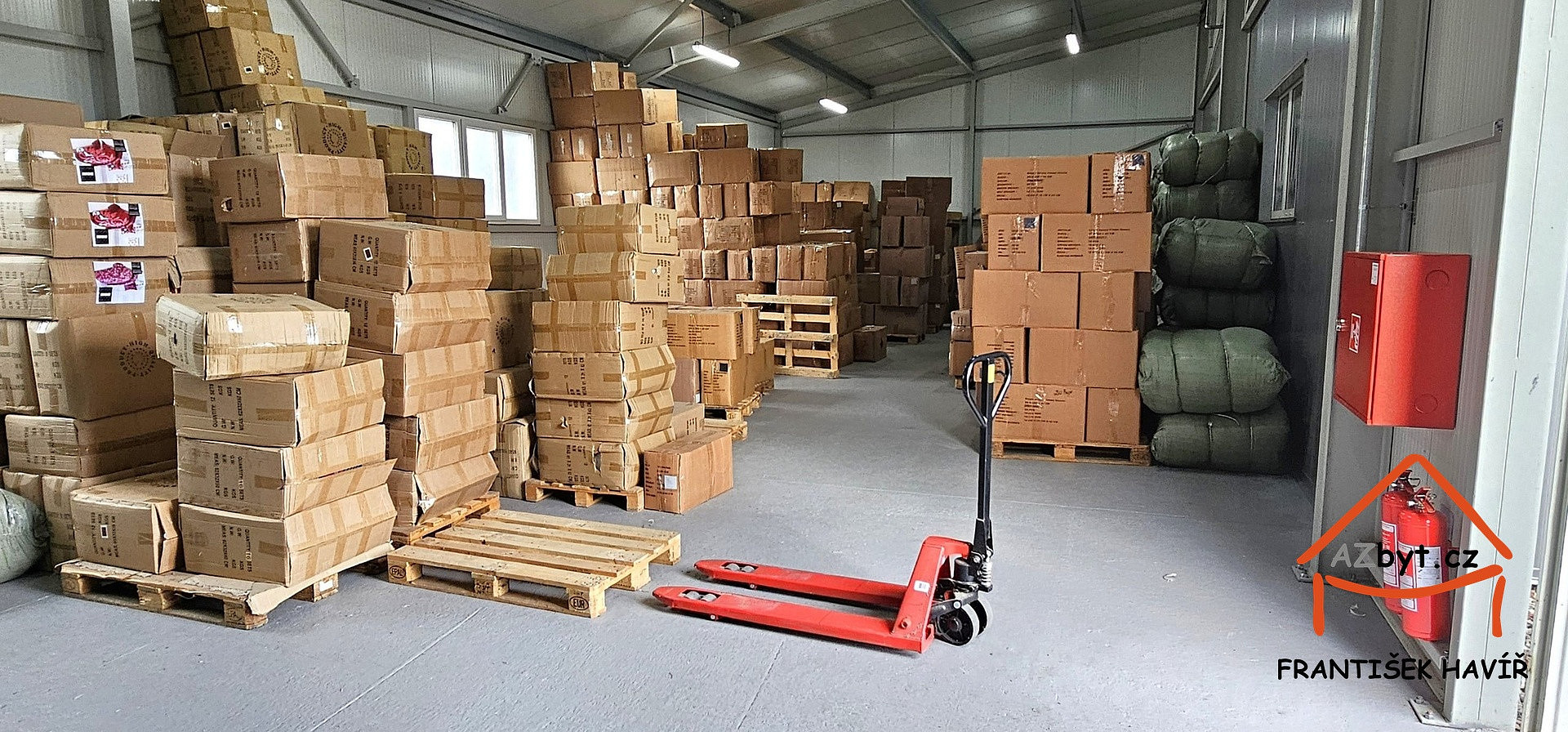 Pronájem skladovacích prostor 169 m² – fotografie 3