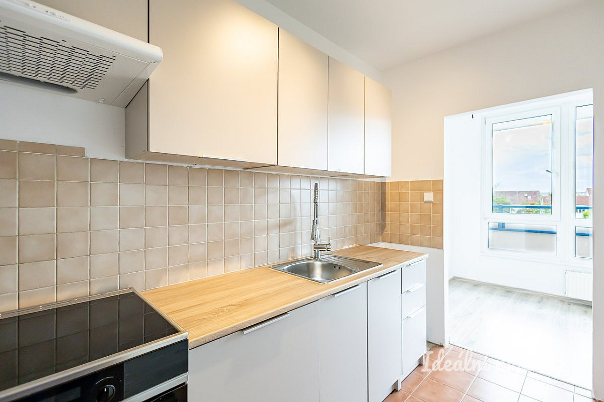 Pronájem bytu 3+kk 72 m² – fotografie 4