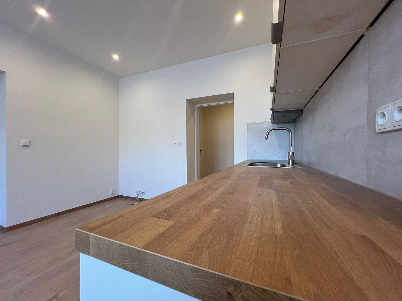 Pronájem bytu 2+kk 51 m² — photo 3