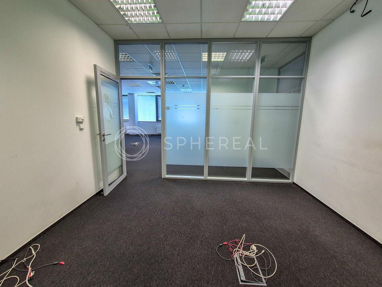 Pronájem kanceláře 202 m² — photo 5