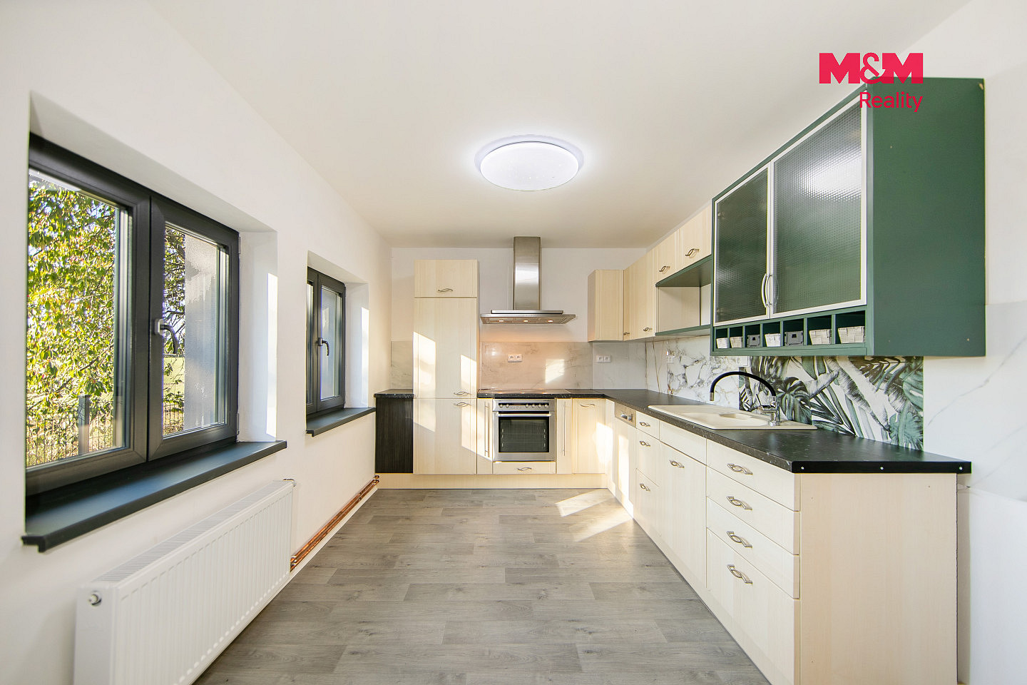 Prodej domu 100 m² s pozemkem 1 595 m² – fotografie 2