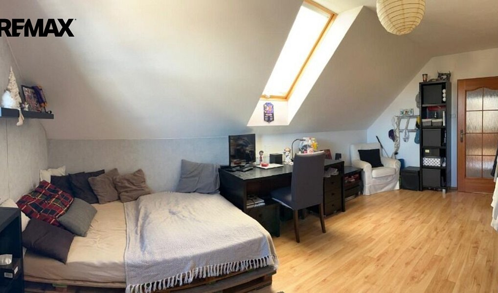 Prodej domu 220 m² s pozemkem 1 093 m², Pelhřimov – náhled fotky 18