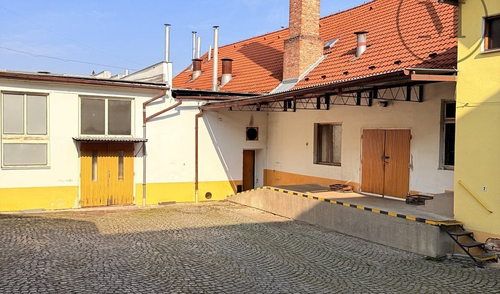 Pronájem komerčního objektu (jiného typu) 120 m², Netolice – náhled fotky 12