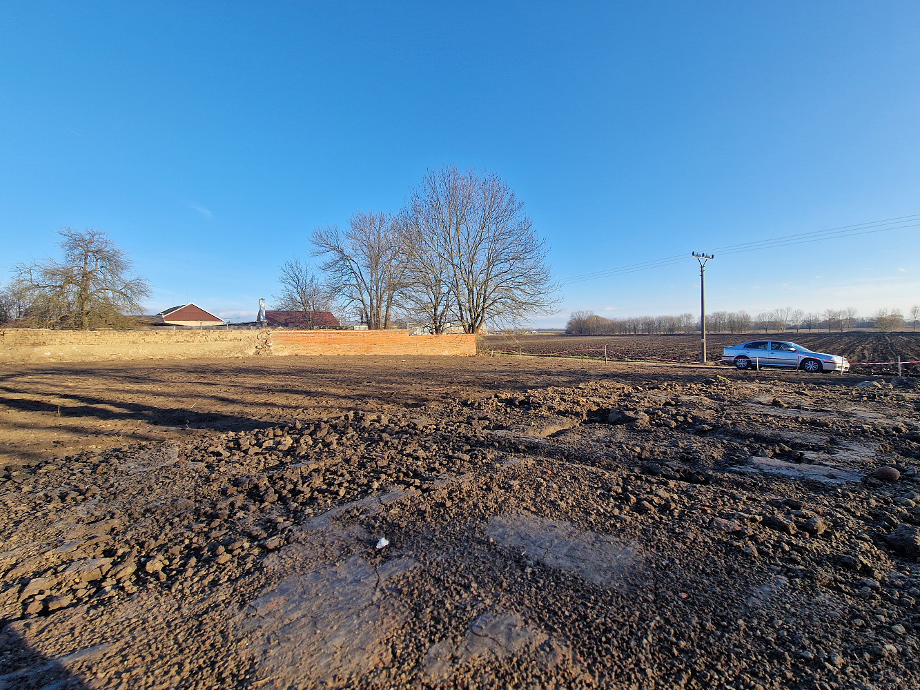 Prodej stavebního pozemku 1 200 m² – další