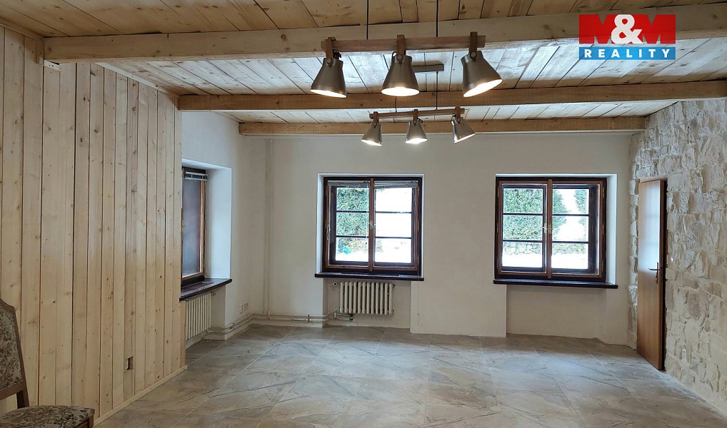 Prodej ubytovacího objektu 620 m², Mukařov – náhled fotky 7