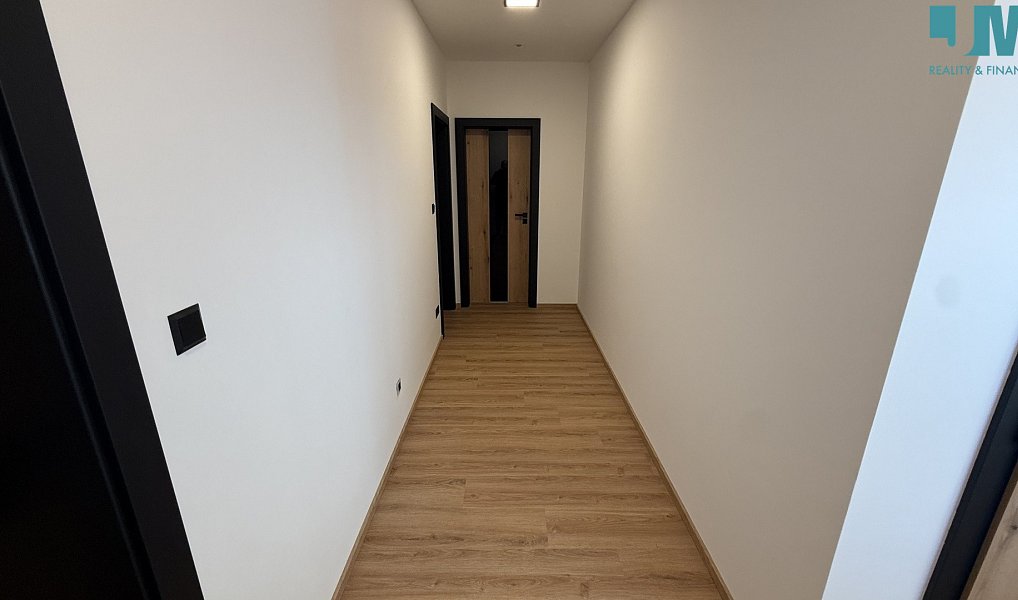 Prodej domu 180 m² s pozemkem 1 352 m², Budišov – náhled fotky 23