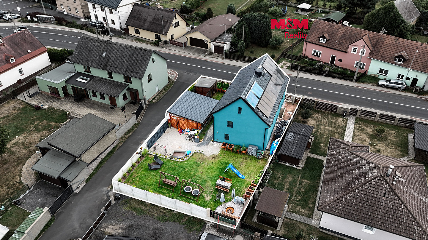 Prodej domu 200 m² s pozemkem 489 m²