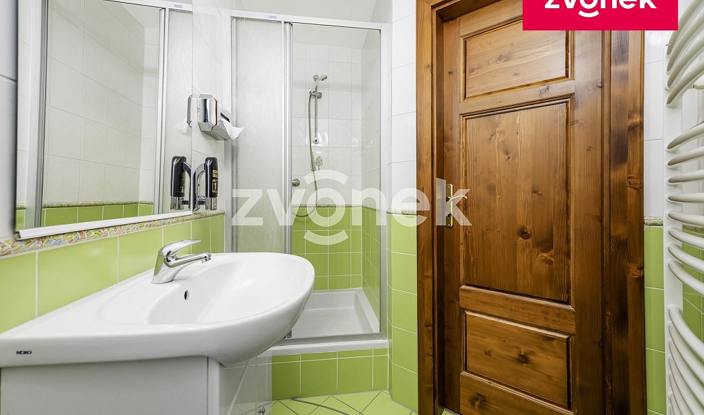 Prodej ubytovacího objektu 1 086 m², Horní Bečva – náhled fotky 23
