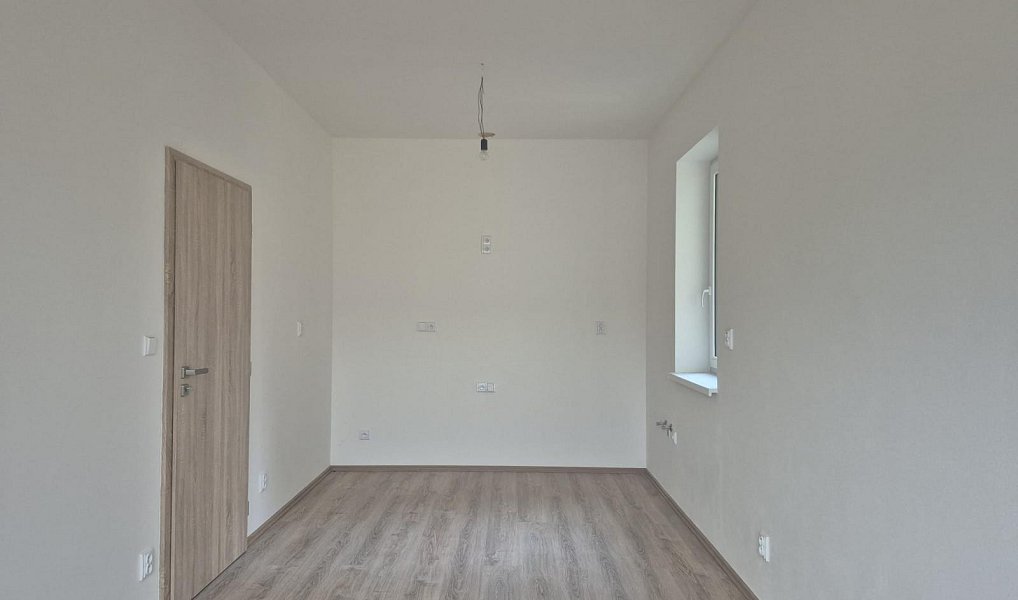 Prodej bytu 2+kk 39 m², Praha – náhled fotky 9
