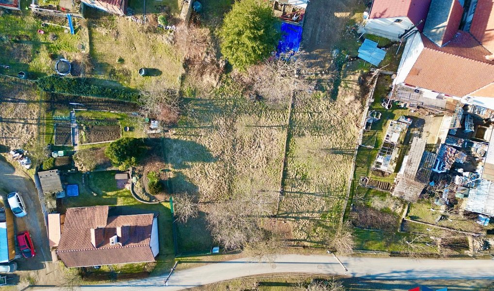 Prodej stavebního pozemku 239 m², Vysočany – náhled fotky 2