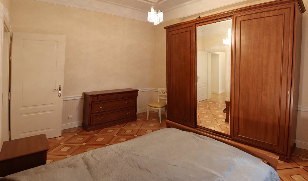 Prodej bytu 4+kk 140 m², Karlovy Vary – náhled fotky 13
