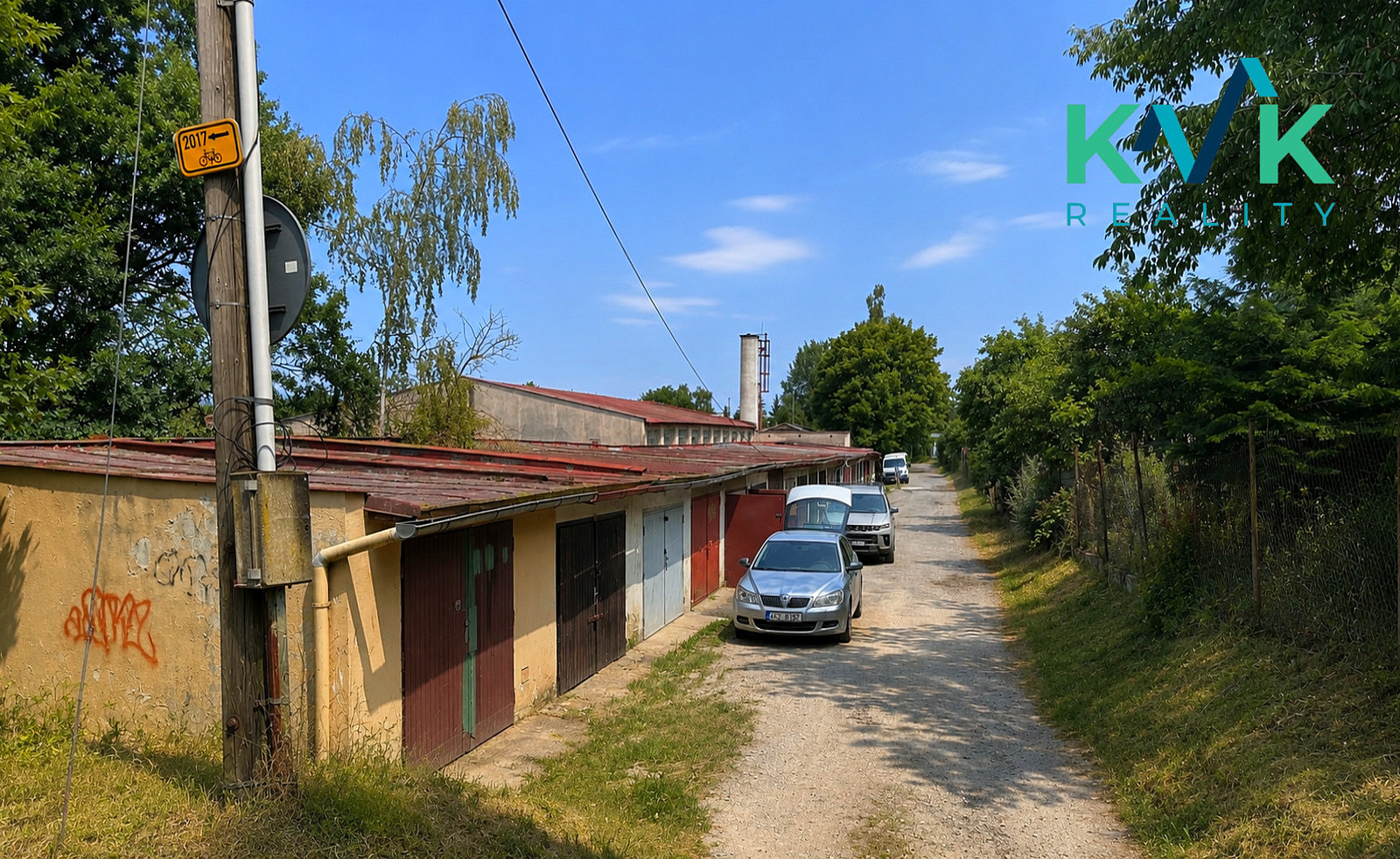 Prodej garáže v karlových varech - tuhnicích