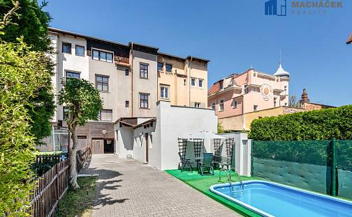 Prodej domu 287 m² s pozemkem 338 m², Havlíčkova, Duchcov, okres Teplice