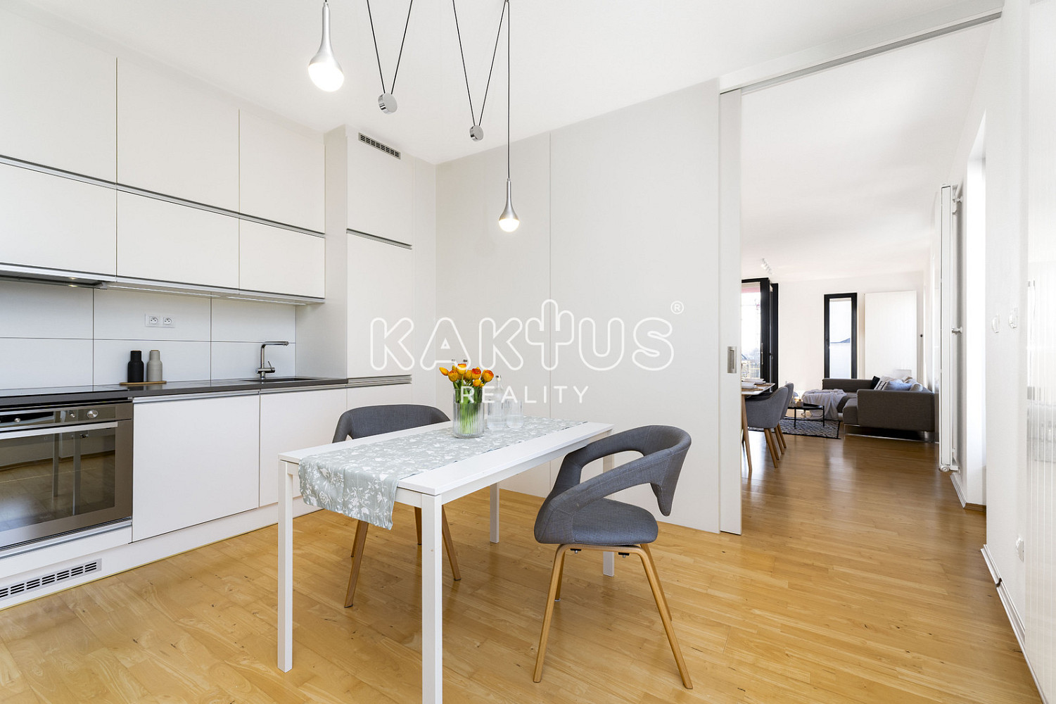 Prodej bytu 3+1 115 m² — photo 2