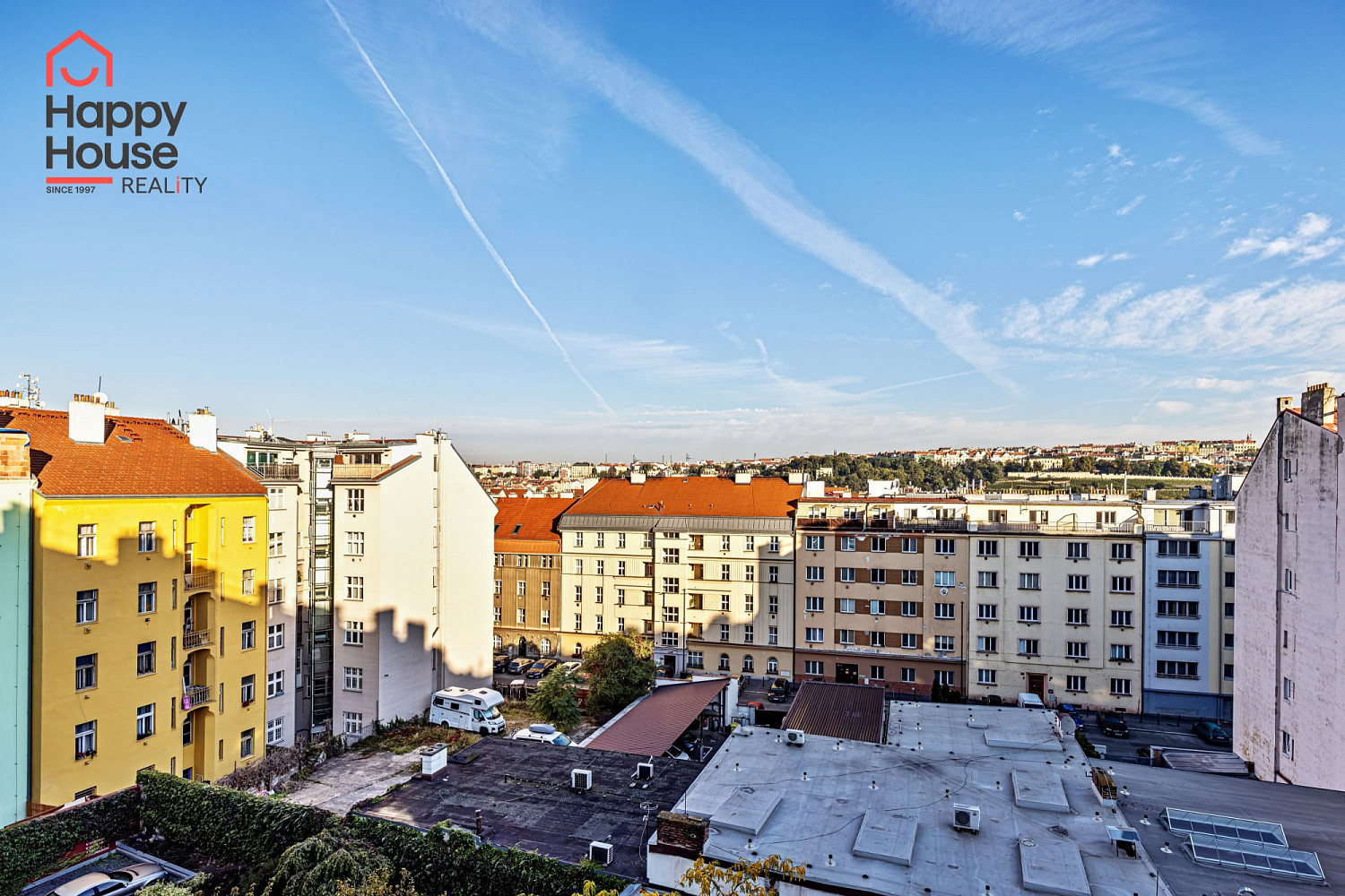 Pronájem bytu 2+kk 46 m² – fotografie 3