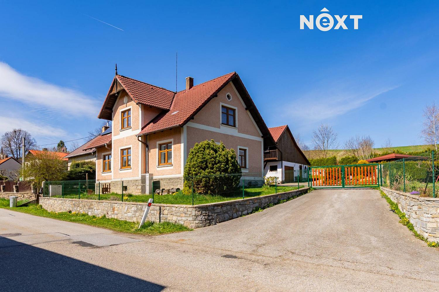Prodej domu 160 m² s pozemkem 1 191 m²