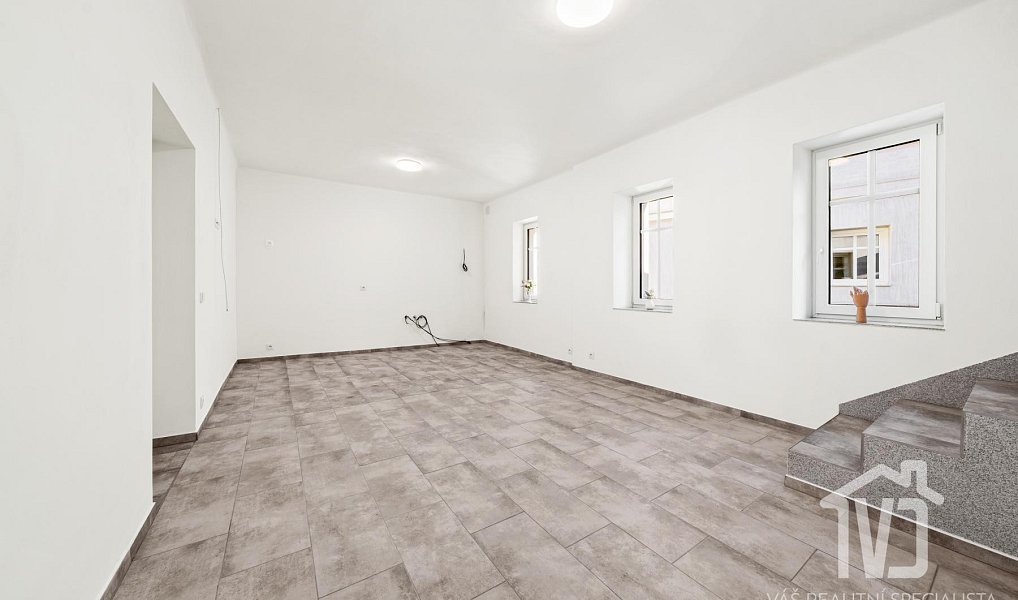 Prodej bytu 4+kk 143 m², Hořovice – náhled fotky 8