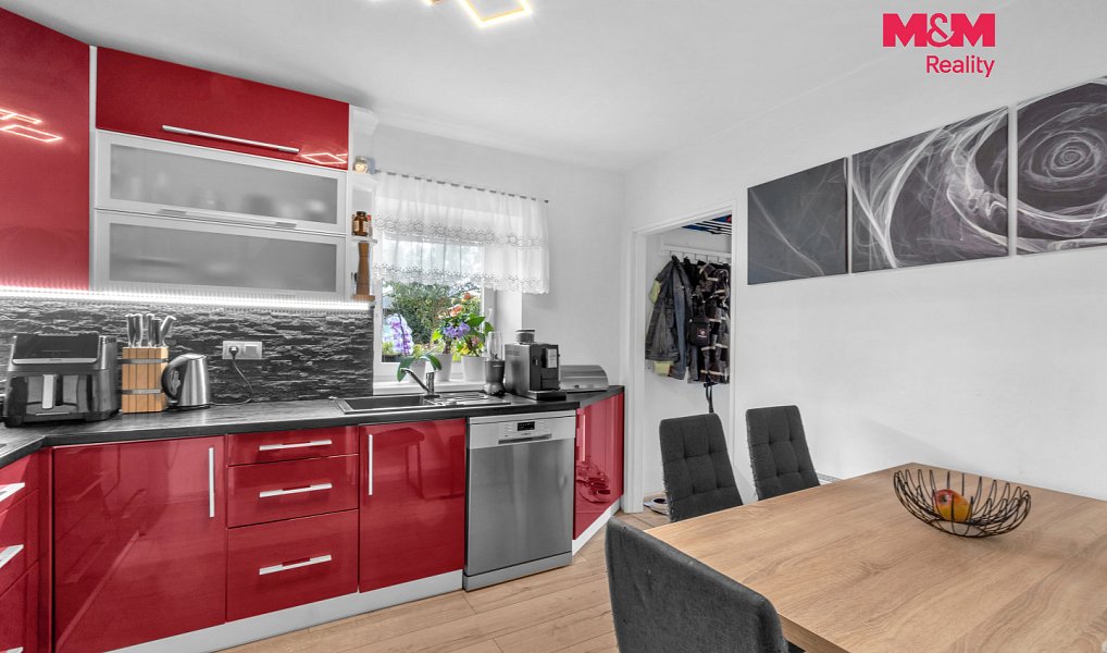 Prodej domu 105 m² s pozemkem 433 m², Rožďalovice – náhled fotky 12