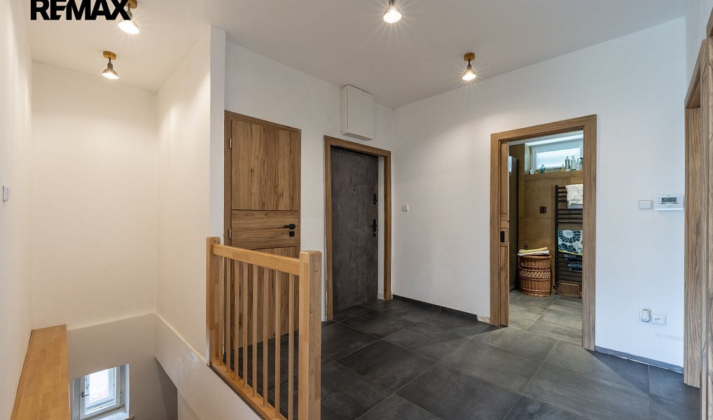 Prodej bytu 4+1 120 m², Vsetín – náhled fotky 14