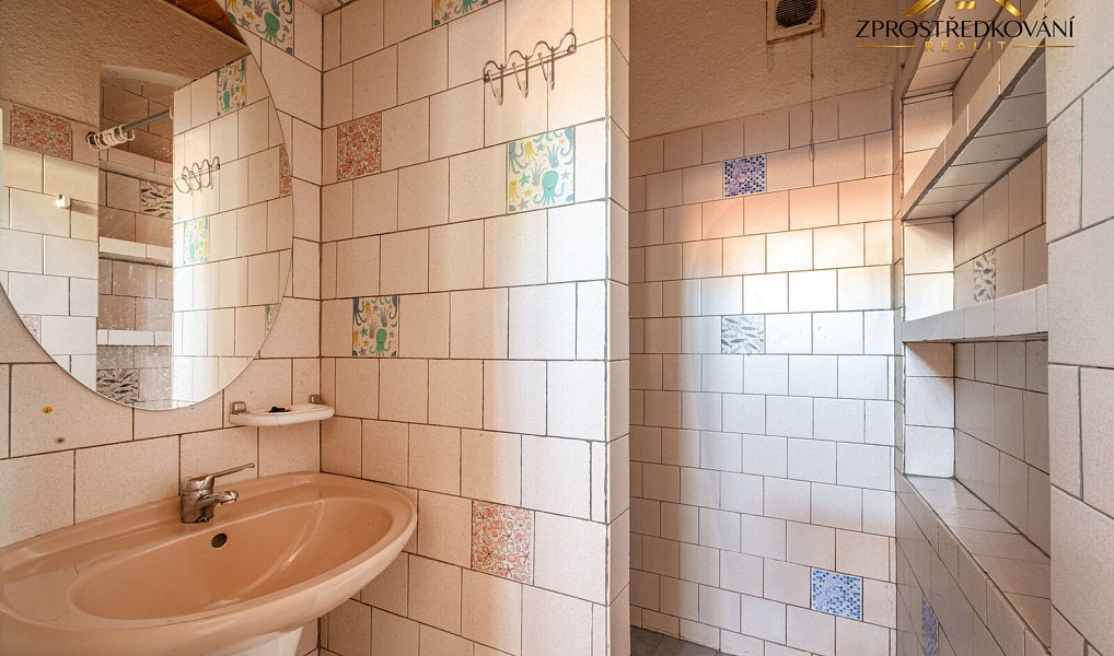 Prodej domu 250 m² s pozemkem 382 m², Abertamy – náhled fotky 25