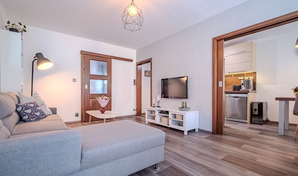 Pronájem bytu 3+1 70 m², Poděbrady – náhled fotky 9