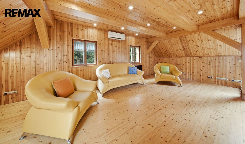 Prodej domu 556 m² s pozemkem 3 366 m², Cvikov – náhled fotky 6