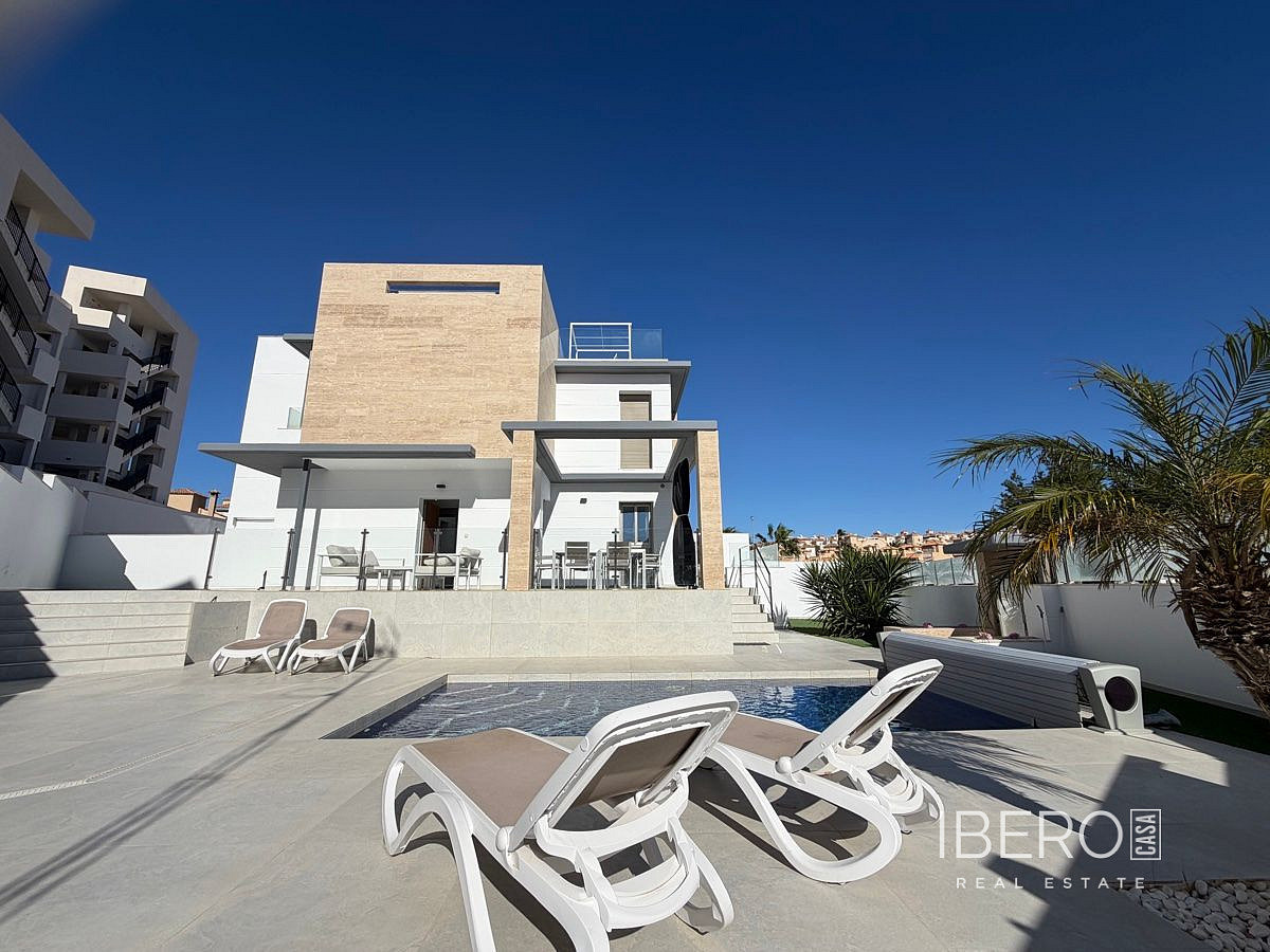 Prodej domu 148 m² s pozemkem 300 m²