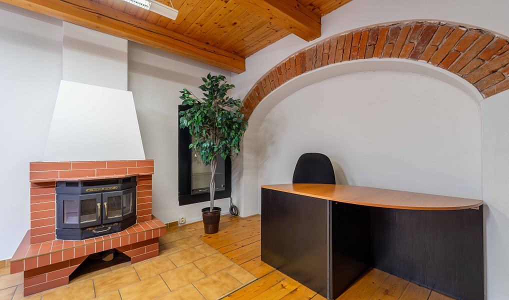 Prodej obchodních prostor 280 m², Přerov – náhled fotky 3