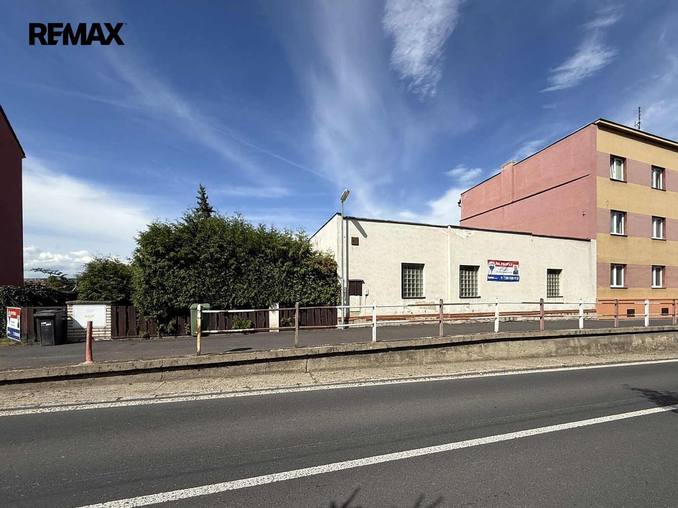 Prodej komerčního objektu (jiného typu) 165 m²