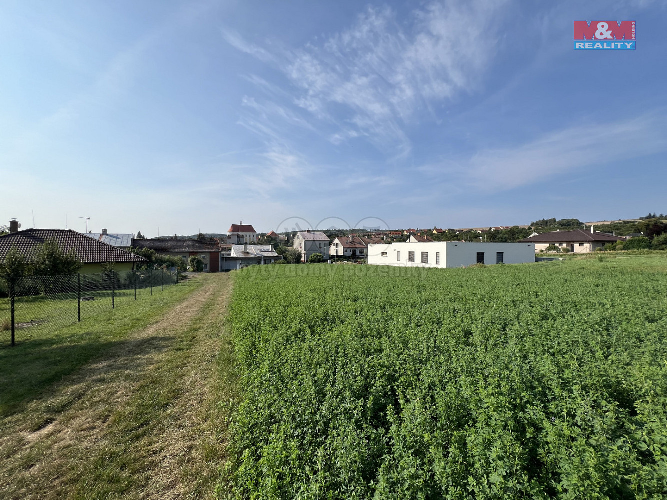 Prodej stavebního pozemku 700 m² – fotografie 2
