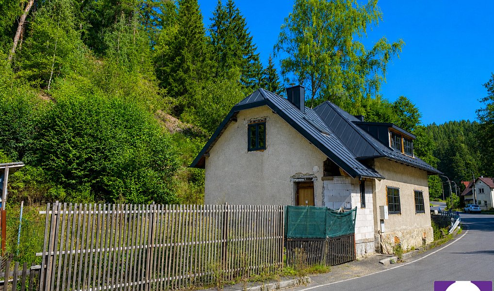Prodej domu 170 m² s pozemkem 635 m², Rotava – náhled fotky 3