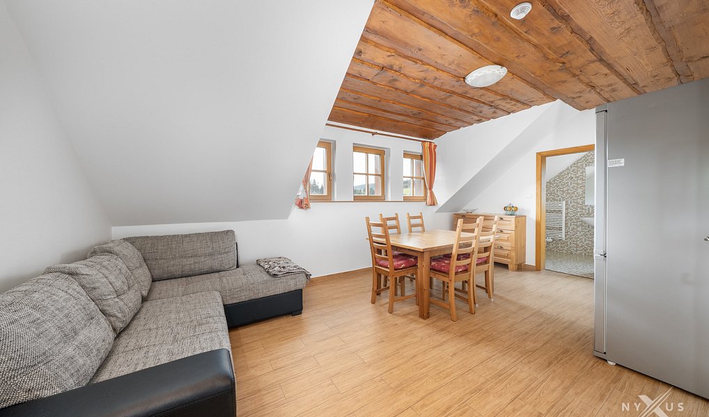 Prodej ubytovacího objektu 306 m², Kvilda – náhled fotky 17
