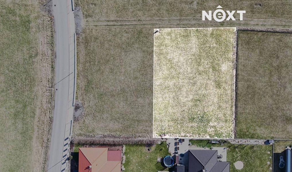 Prodej stavebního pozemku 1 053 m², Poběžovice u Holic – náhled fotky 3