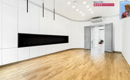 Pronájem kanceláře 382 m², náměstí Svobody, Brno - Brno-město