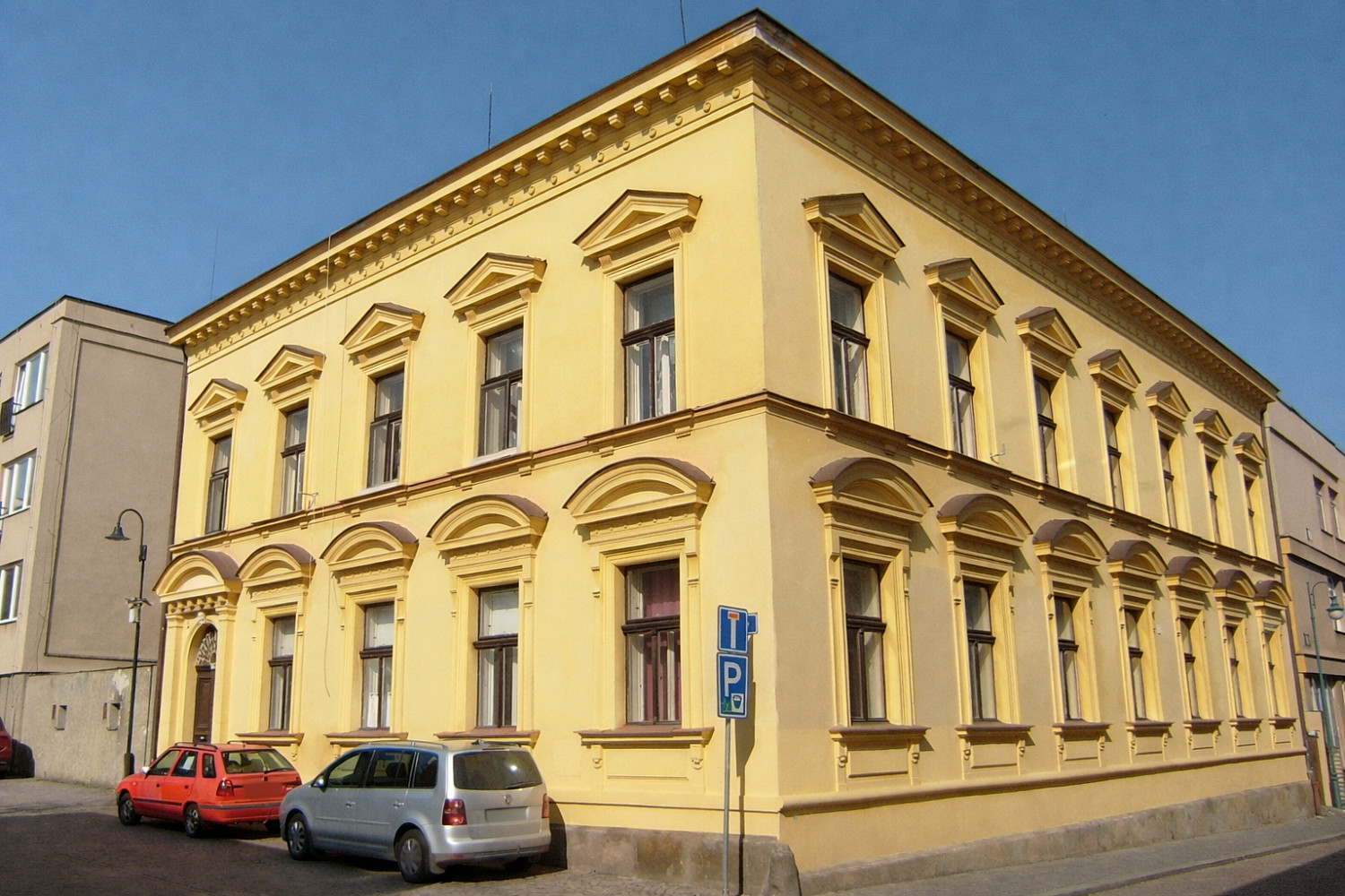 Prodej domu 420 m² s pozemkem 424 m²