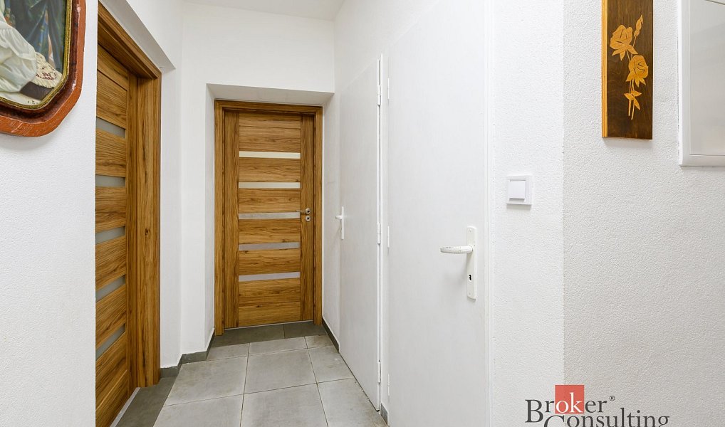 Prodej domu 132 m² s pozemkem 371 m², Žihle – náhled fotky 11