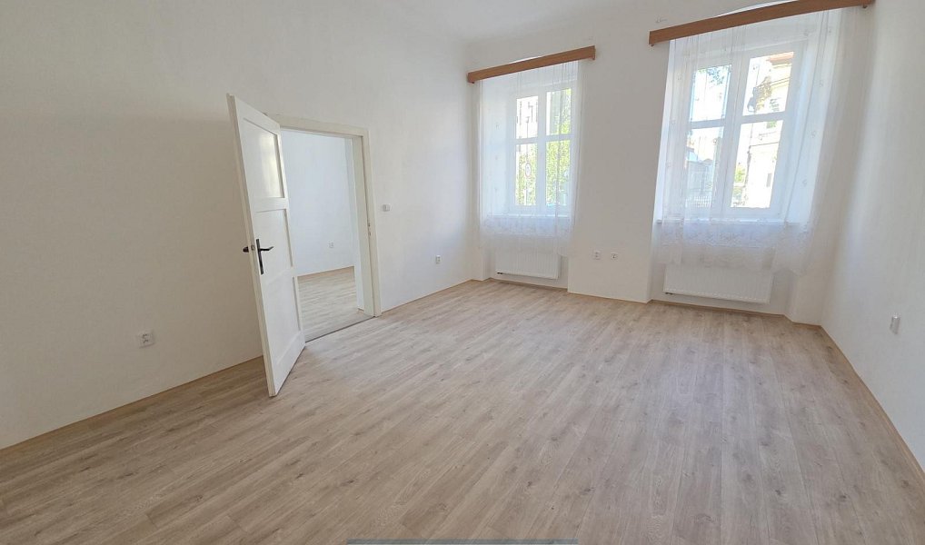 Pronájem bytu 2+1 54 m², Krnov – náhled fotky 14