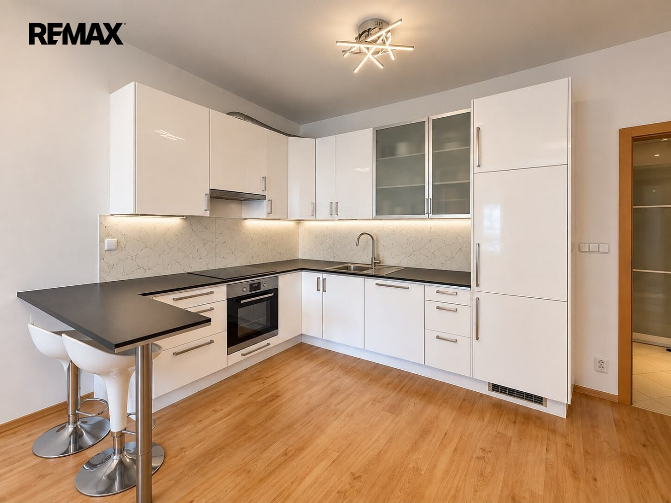 Pronájem bytu 2+kk 63 m²