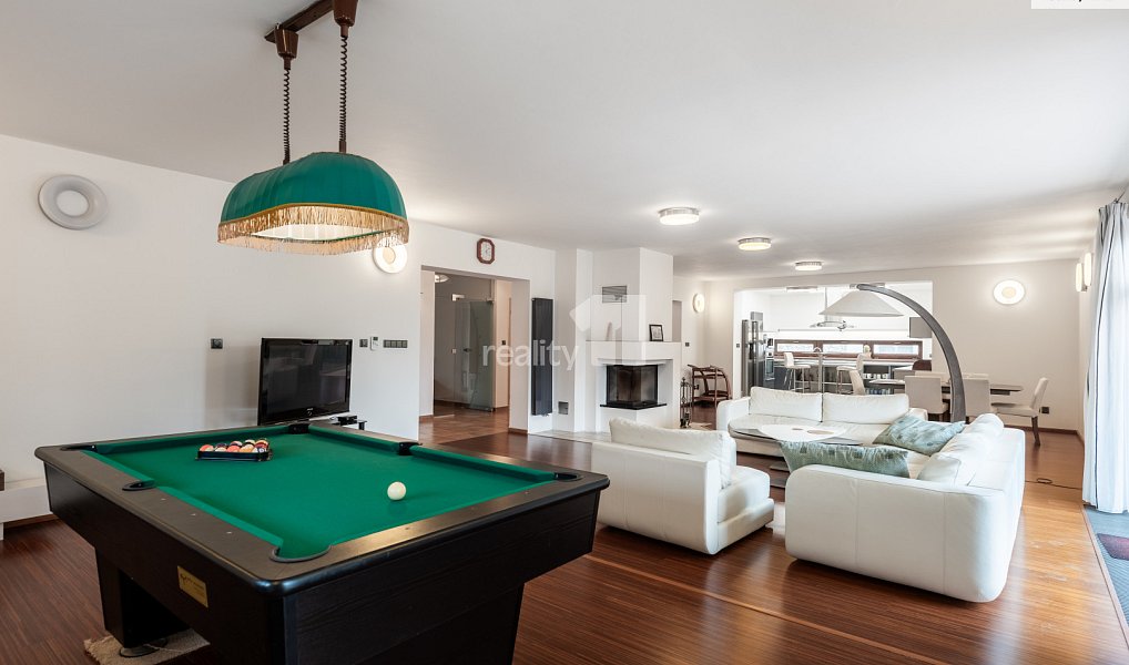 Prodej domu 432 m² s pozemkem 1 354 m², Praha – náhled fotky 4
