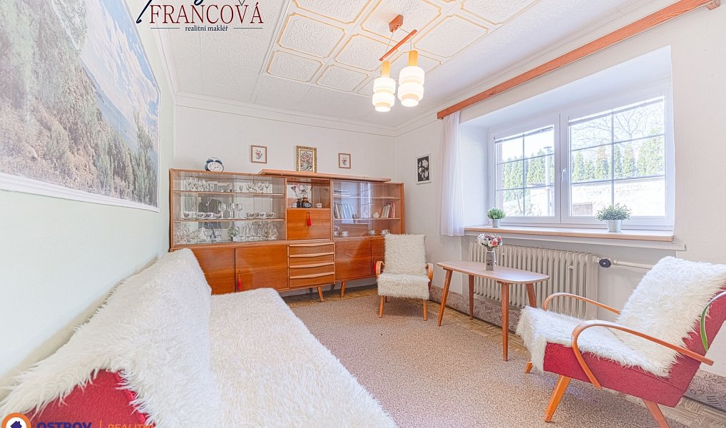 Prodej domu 222 m² s pozemkem 1 711 m², Šternberk – náhled fotky 23