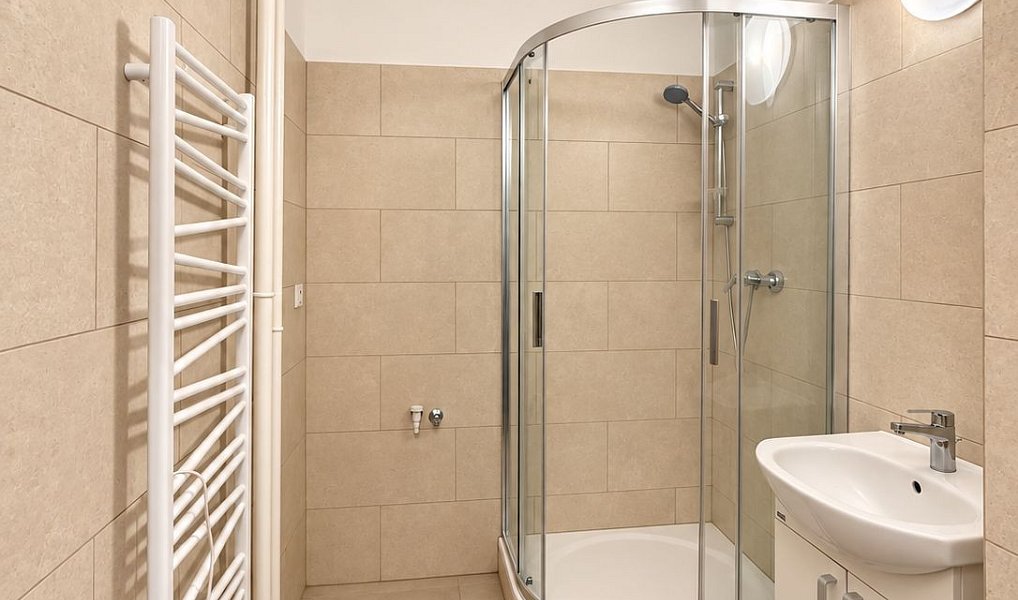 Pronájem bytu 3+1 76 m², Plzeň – náhled fotky 4