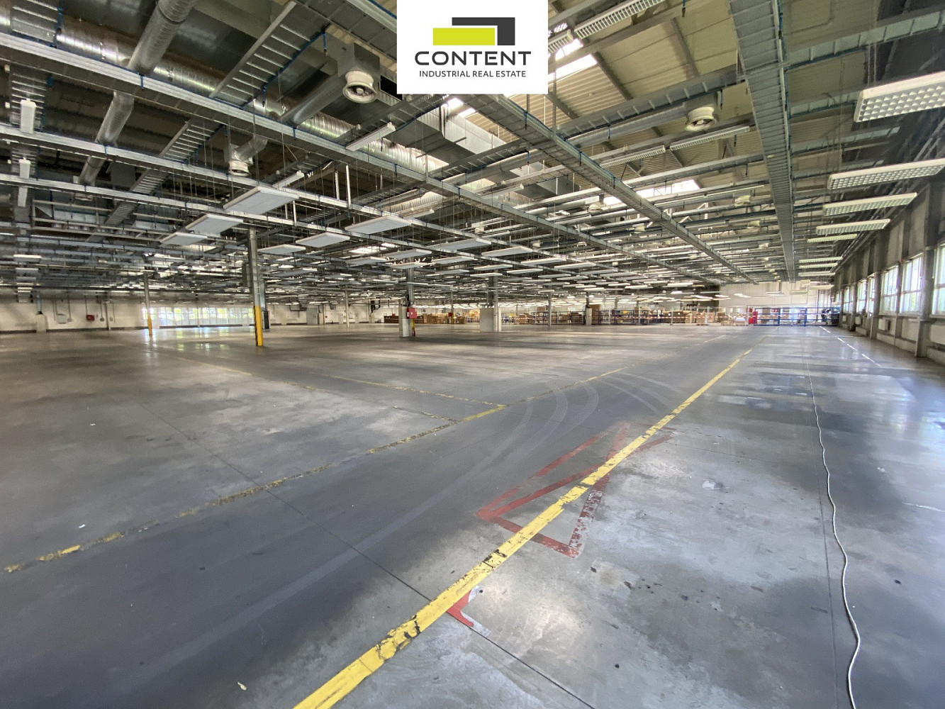 Pronájem skladovacích prostor 3 820 m² – fotografie 2