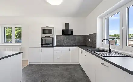 Prodej domu 107 m² s pozemkem 901 m², K Památníku, Mukařov - Žernovka, okres Praha-východ