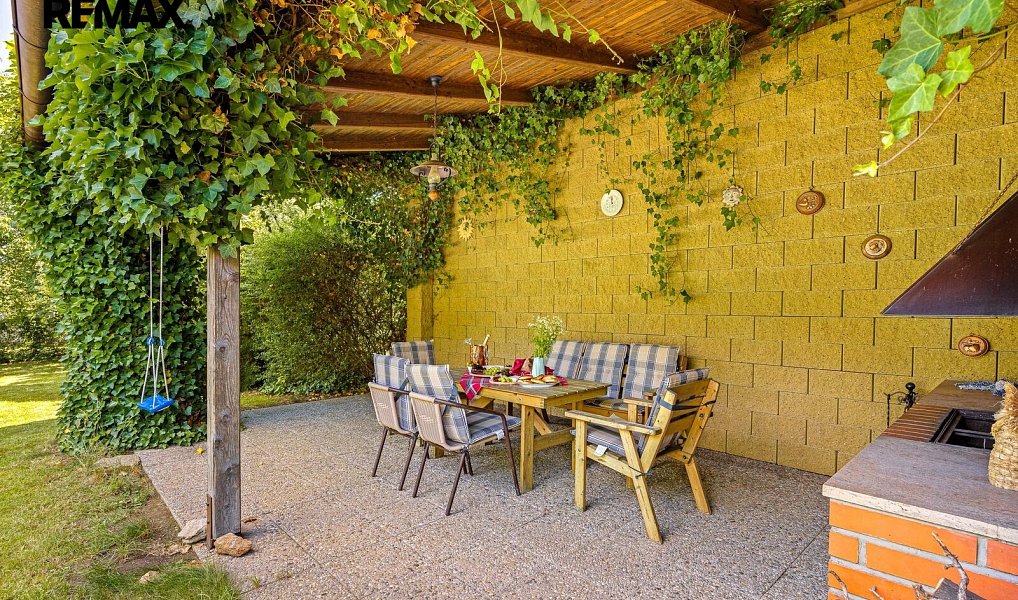 Prodej domu 186 m² s pozemkem 1 033 m², Uhlířské Janovice – náhled fotky 19