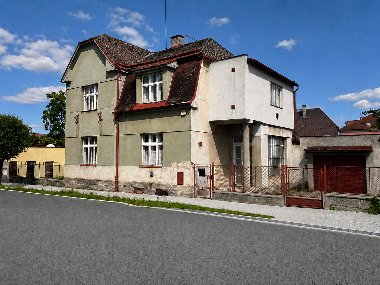 Prodej domu 180 m² s pozemkem 684 m²