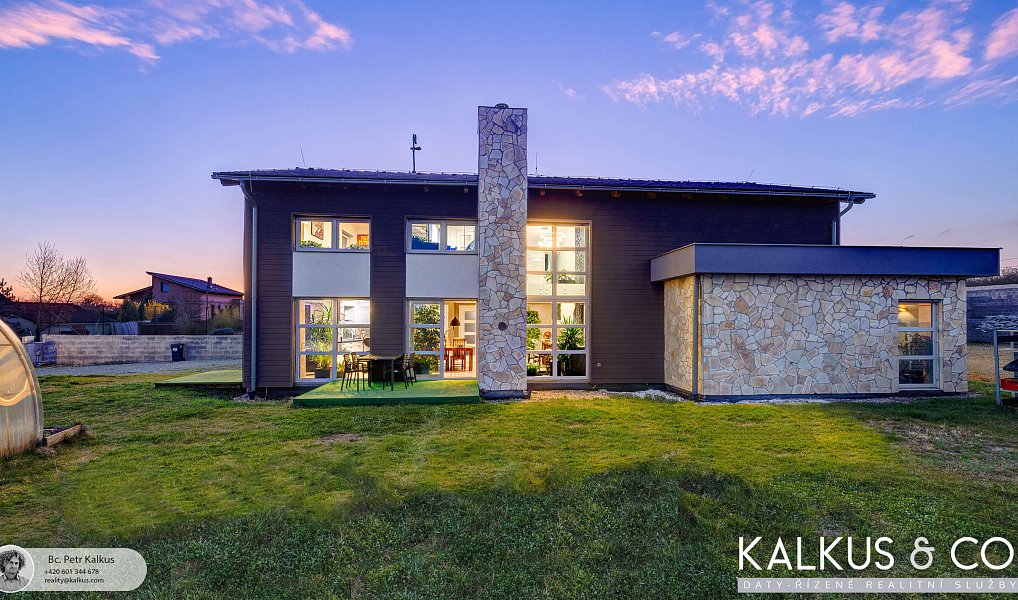 Prodej domu 214 m² s pozemkem 1 530 m², Blešno – náhled fotky 34